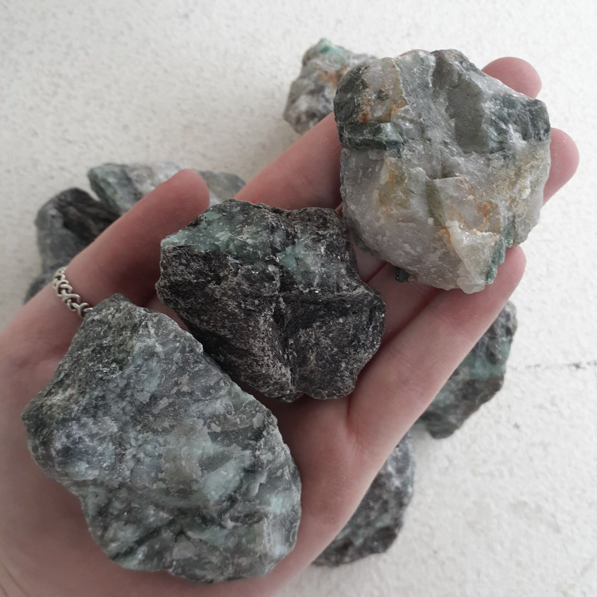 Emerald Rough 1KG Emerald Rough 1KG